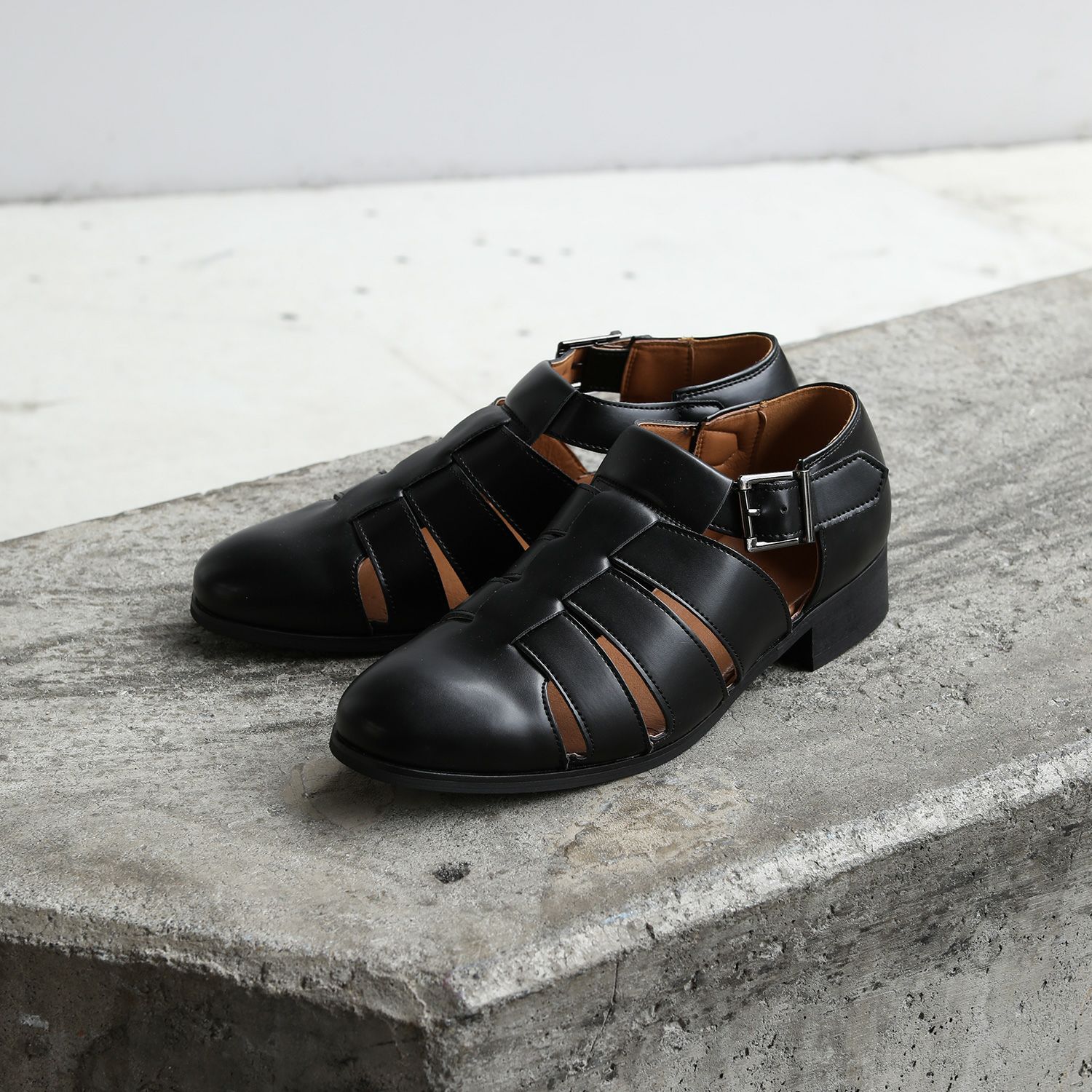 希少　PMA グルカレザーサンダル Lucertola/NAVY size7 希少 PMA グルカレザーサンダル Lucertola/NAVY size7 希少PMA グルカ