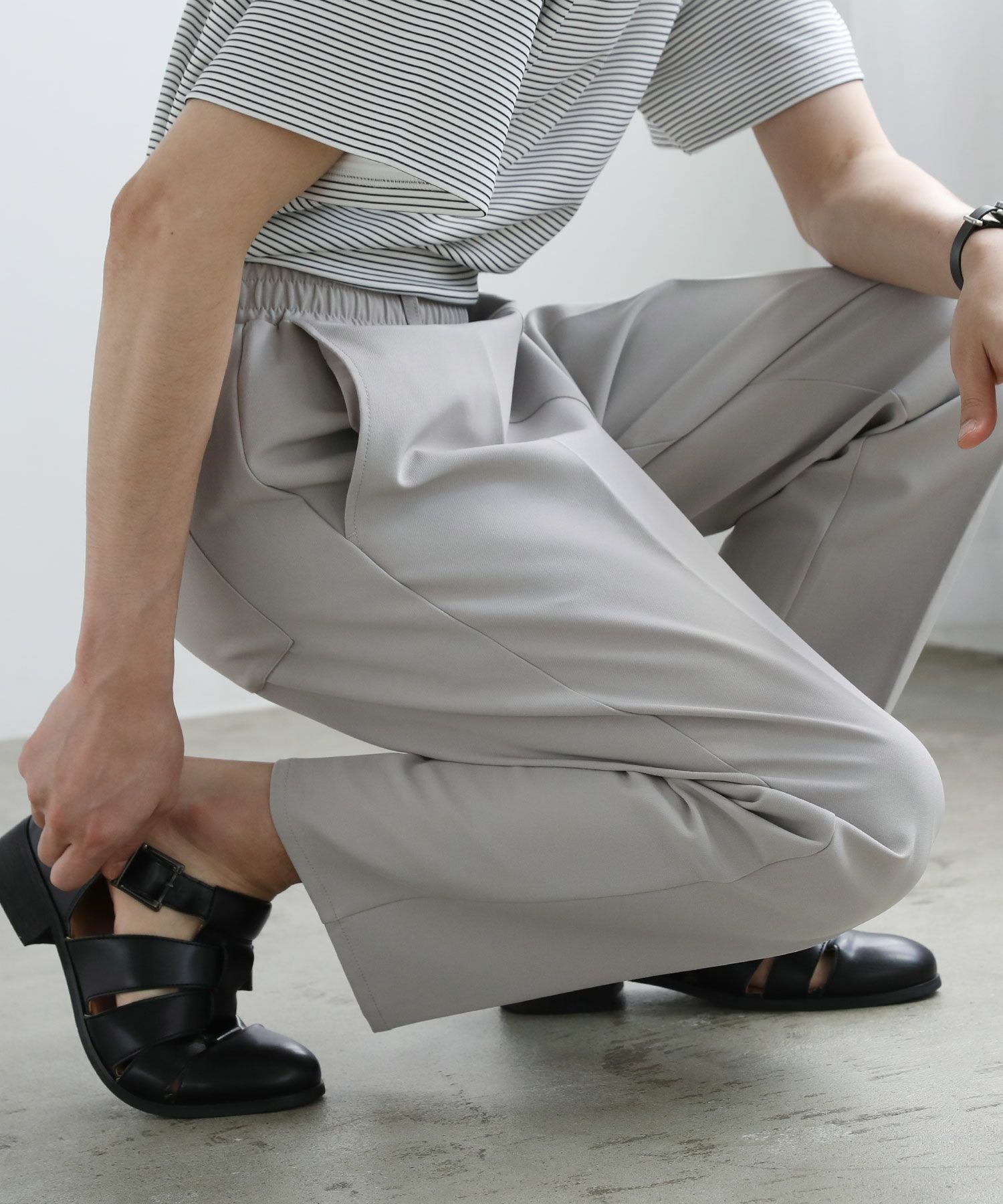 リラクシングシルエットセンタープレススラックスパンツ | 【公式】SPU