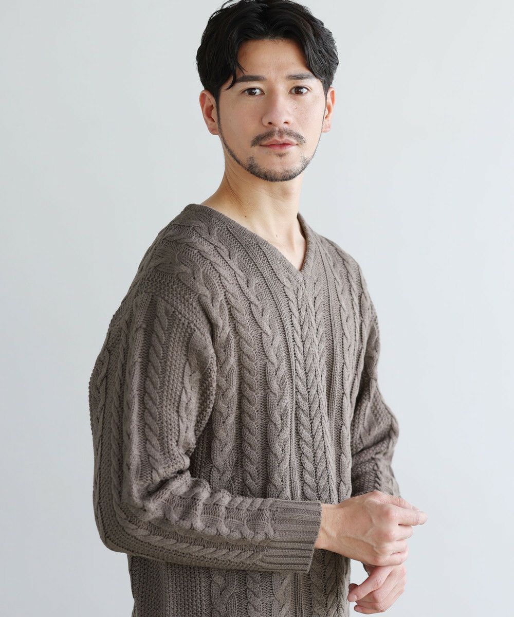 セミワイドシルエットケーブル編みVネックニット | 【公式】SPU スプ