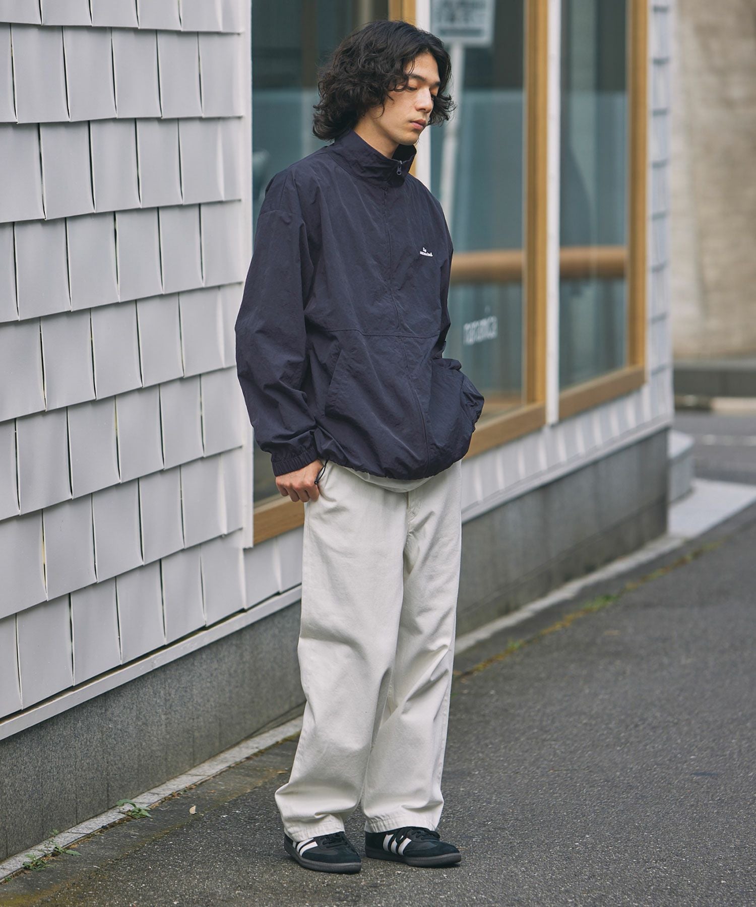 刺繍ロゴワッシャーナイロンジップアップハイネックジャケット