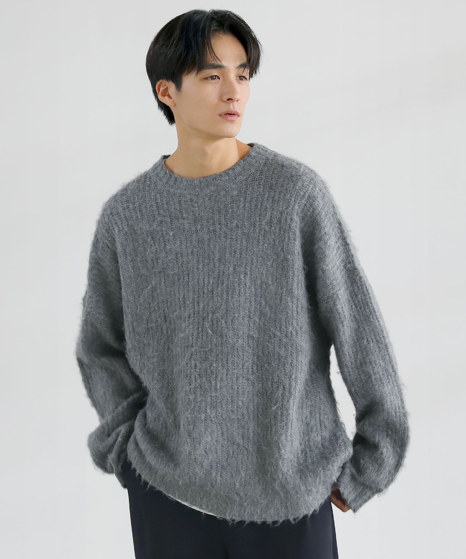モヘアライクオーバーサイズドルマンスリーブ長袖クルーネックニット