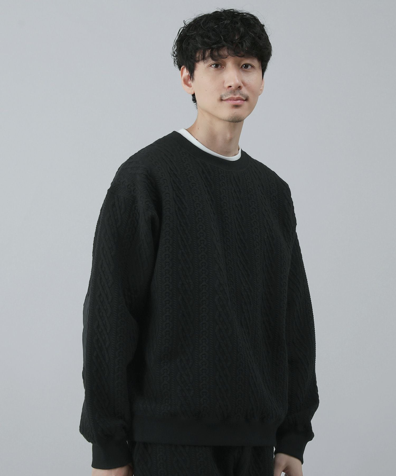 日本製尾州コットンキルトエルボーパッチクルーネックスウェット