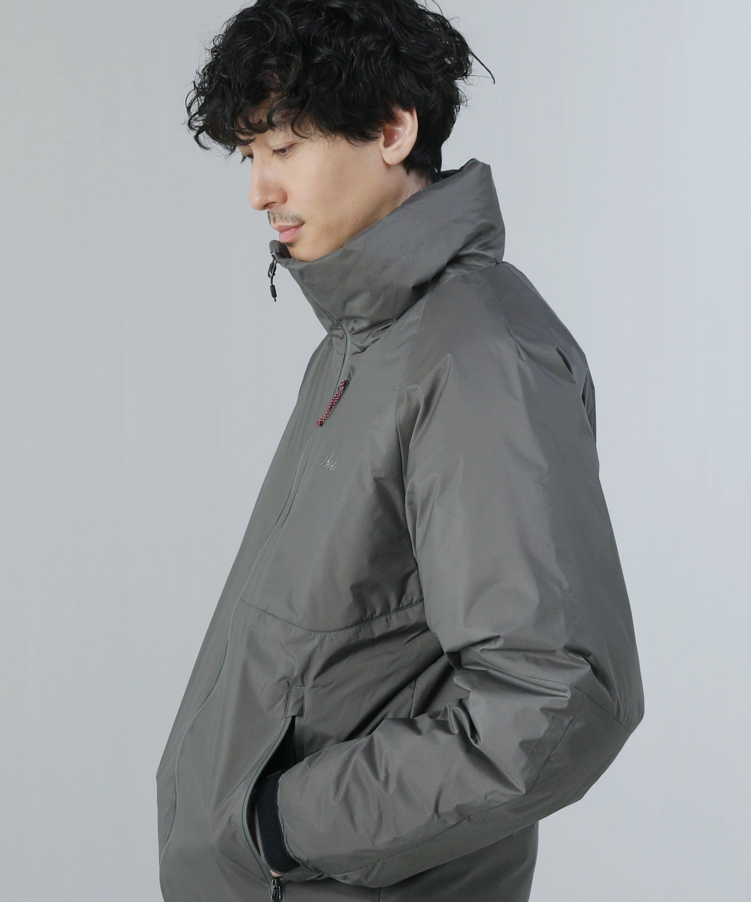 AURORA STAND COLLAR DOWN JACKETオーロラスタンドカラーダウン