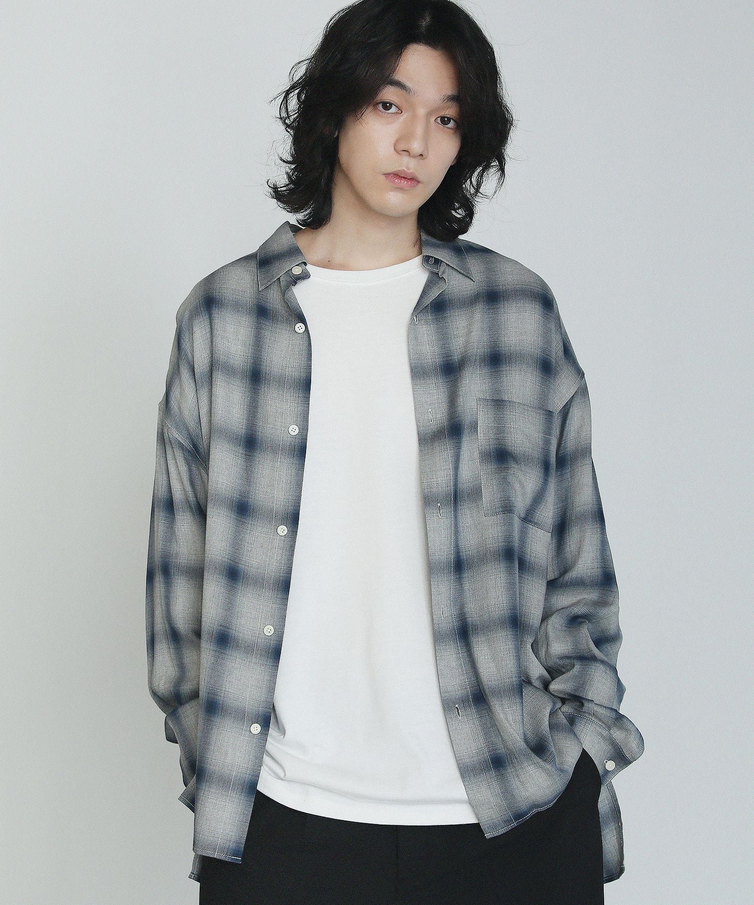 オンブレチェックレギュラーカラースリットレーヨンシャツ | 【公式