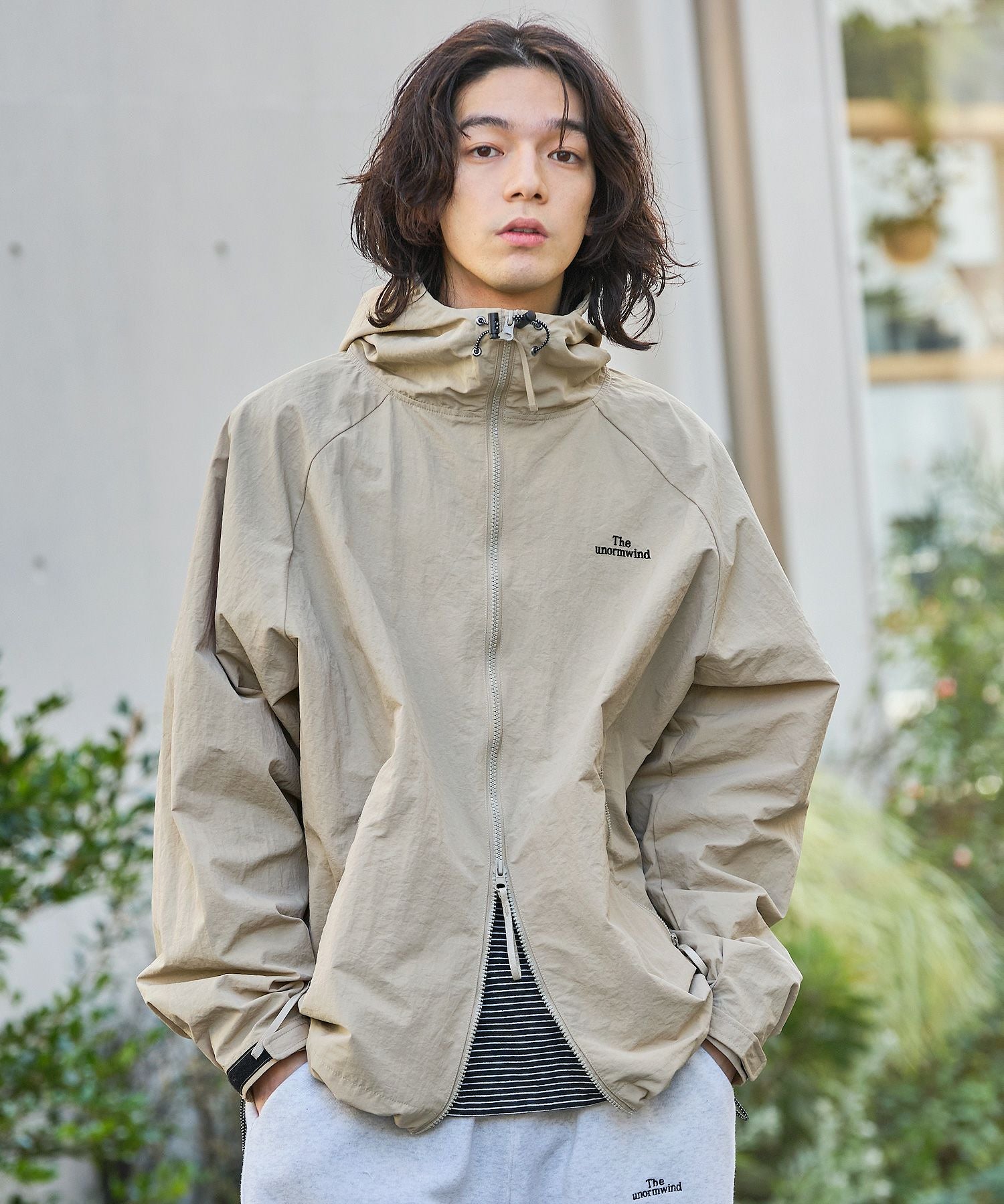 ロゴ刺繍テックナイロンダブルジップドローコードマウンテンパーカー