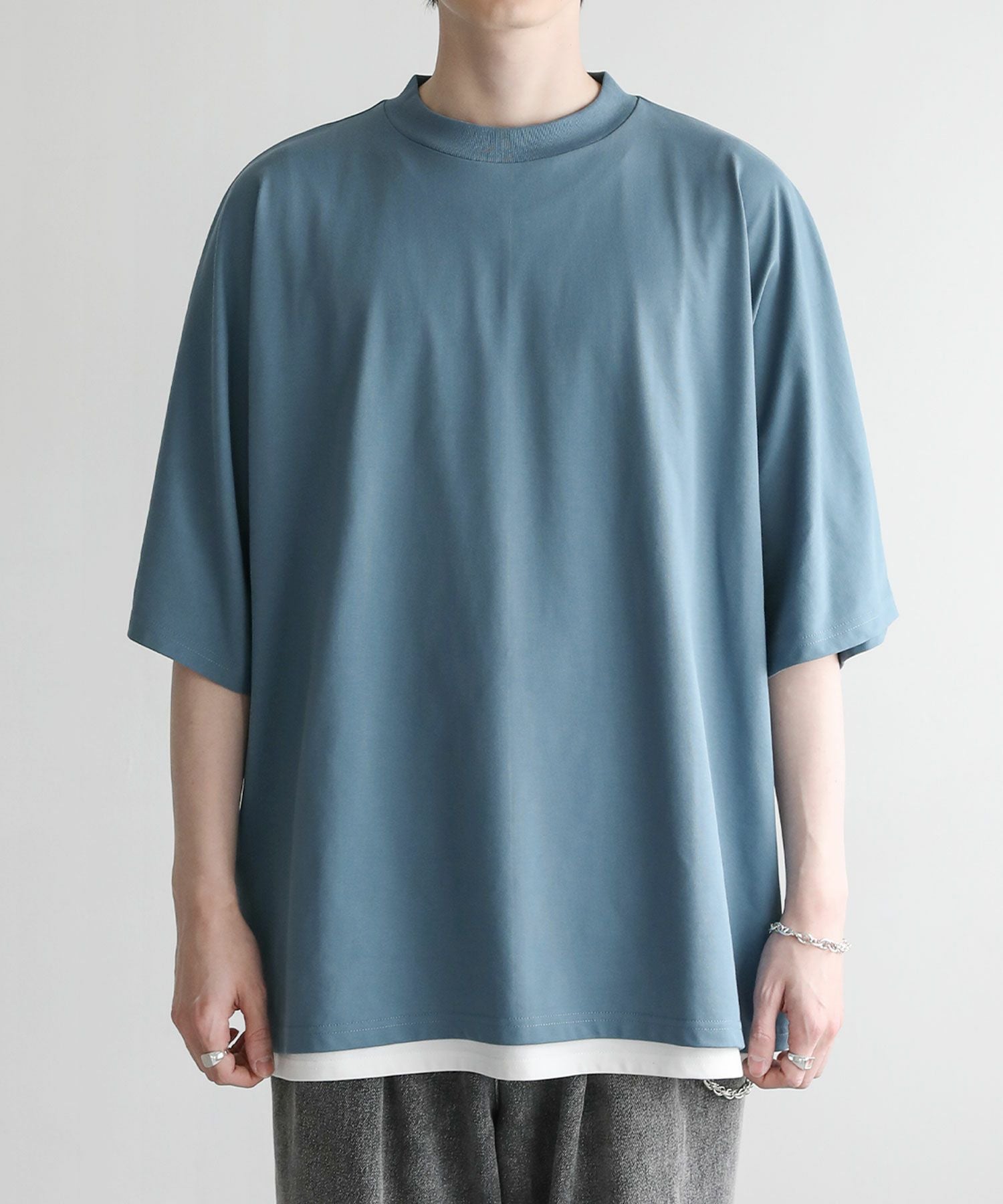 コットンミックスCOOLMAX(R)ドルマンスリーブモックネックTシャツ