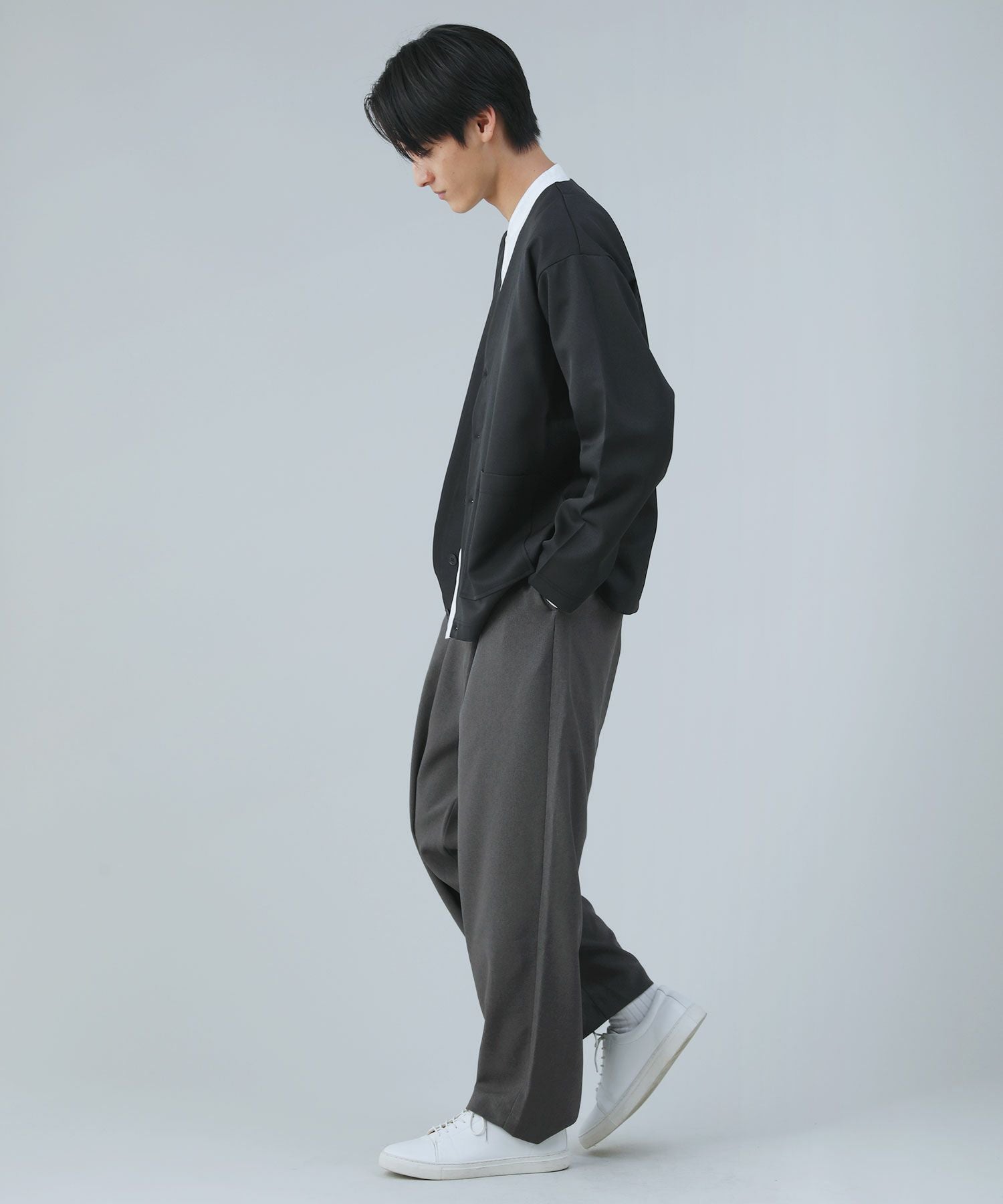 日本製Naturemier（ナチュレミア）TECHレトロへリンボン ノーカラー