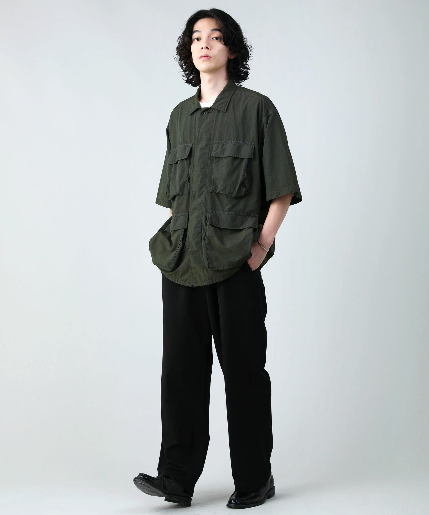 ARCHIVIO 半袖シャツ 46 黒/と カーキ 000000012212-09.jpg?size=xl&w=