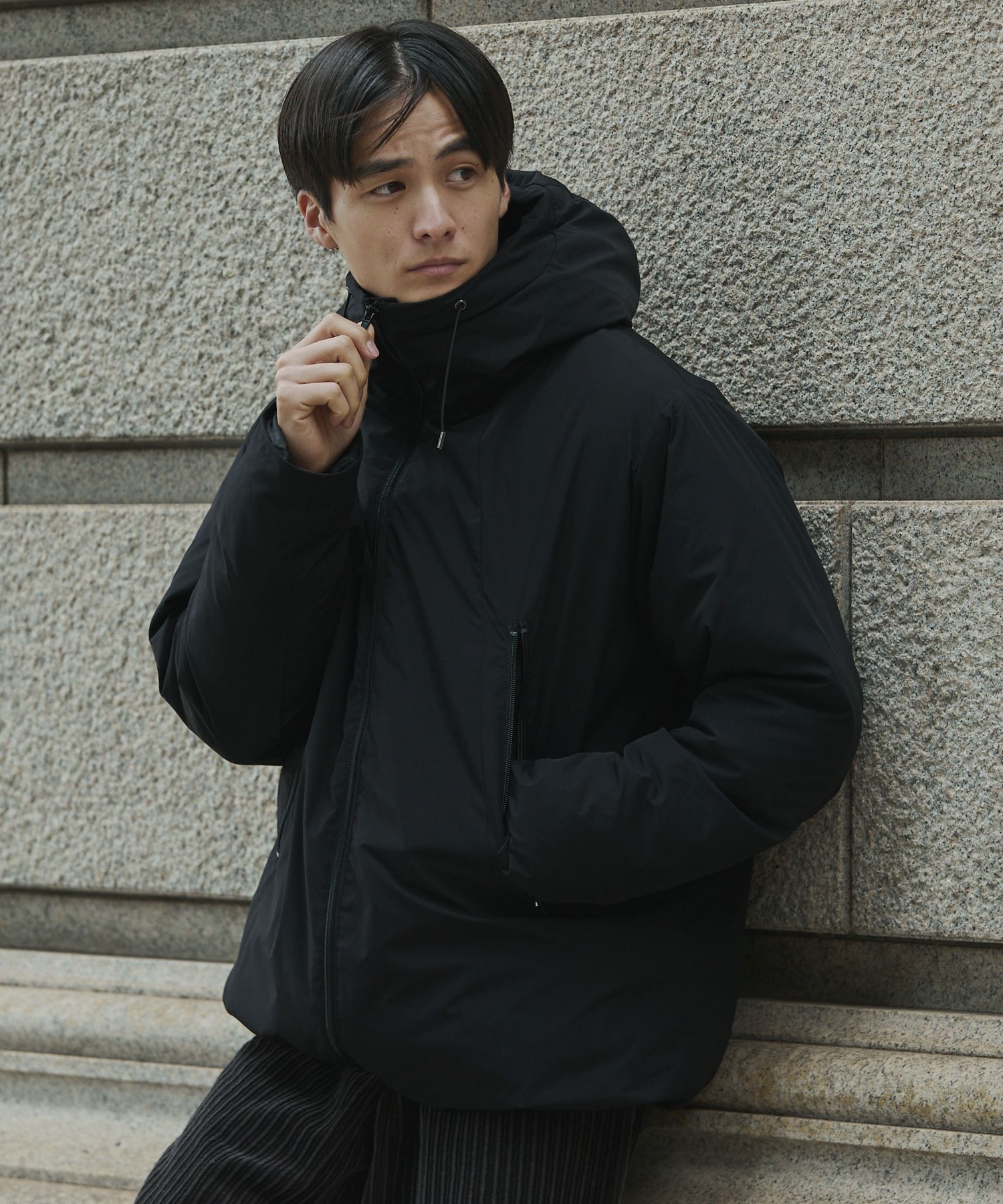 700フィルパワー機能性中綿＞撥水ハイネックパデットジャケット