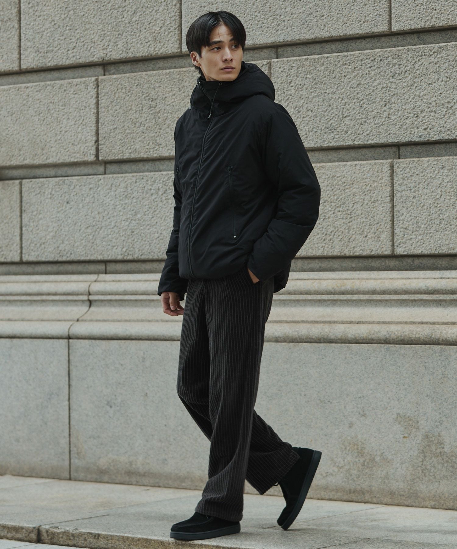 700フィルパワー機能性中綿＞撥水ハイネックパデットジャケット