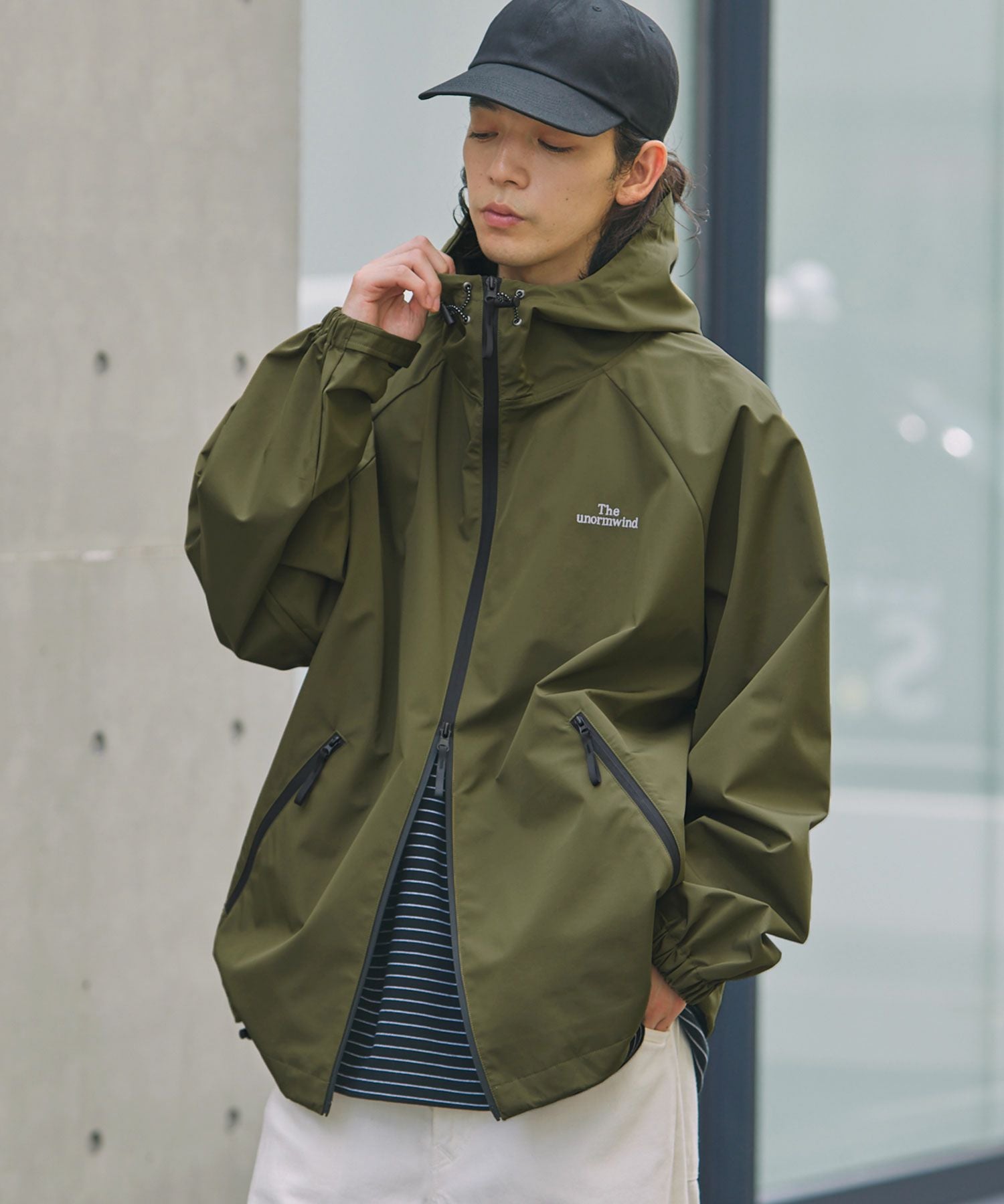 胸刺繍ロゴ裾ドローコード防水透湿止水ジップ3レイヤー長袖テック