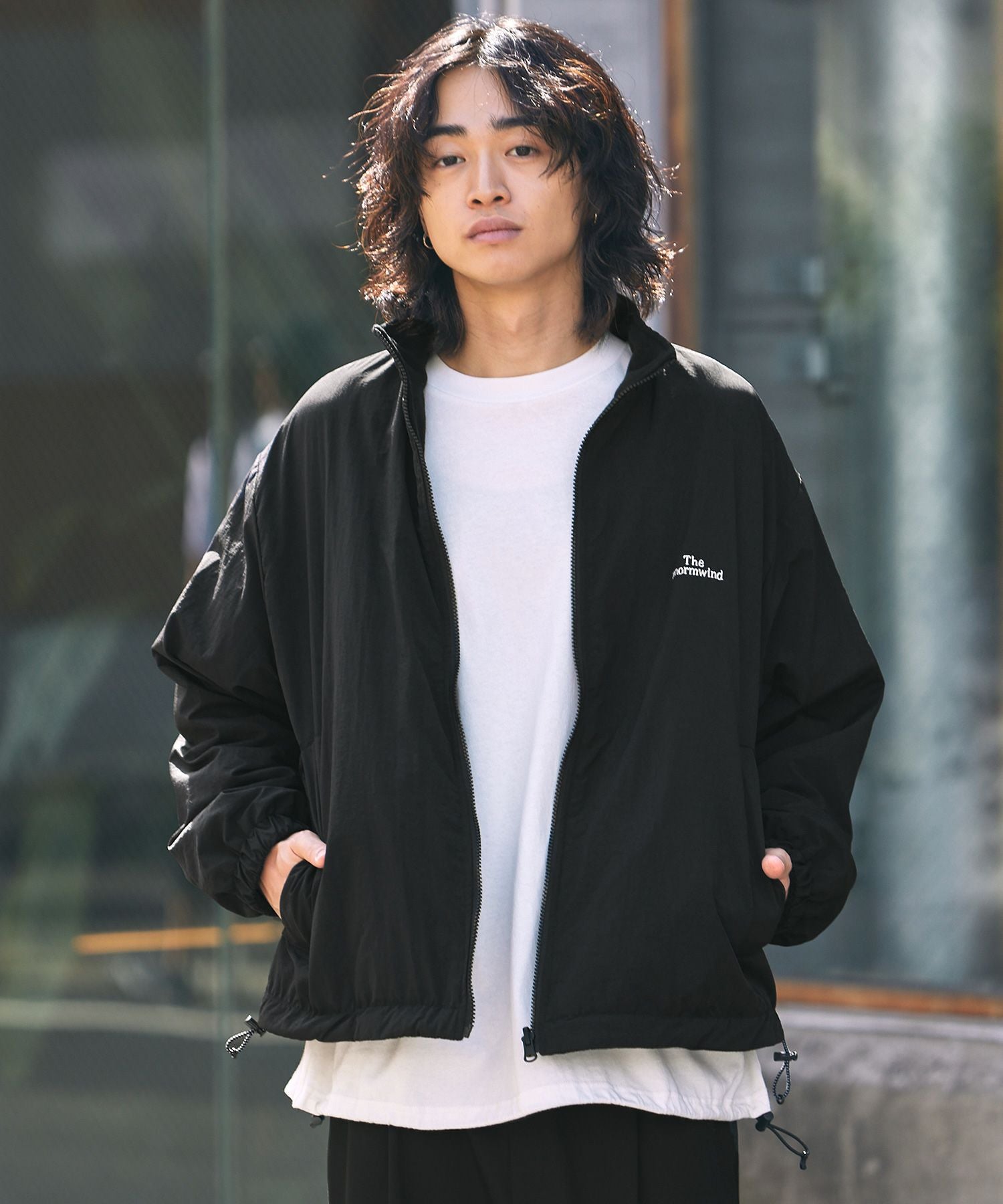 胸刺繍ロゴ裾ドローコードリバーシブルテックナイロン＆フリース長袖