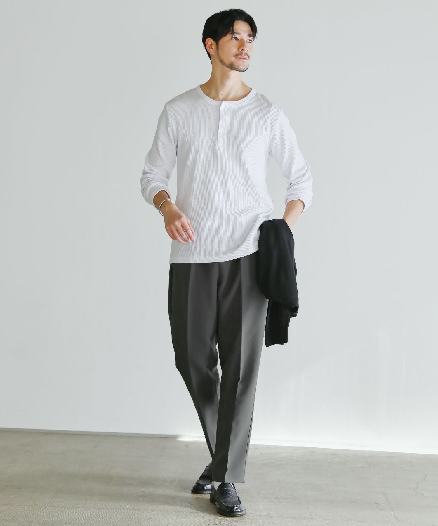 000000012304-06.jpg?size=xl&w=