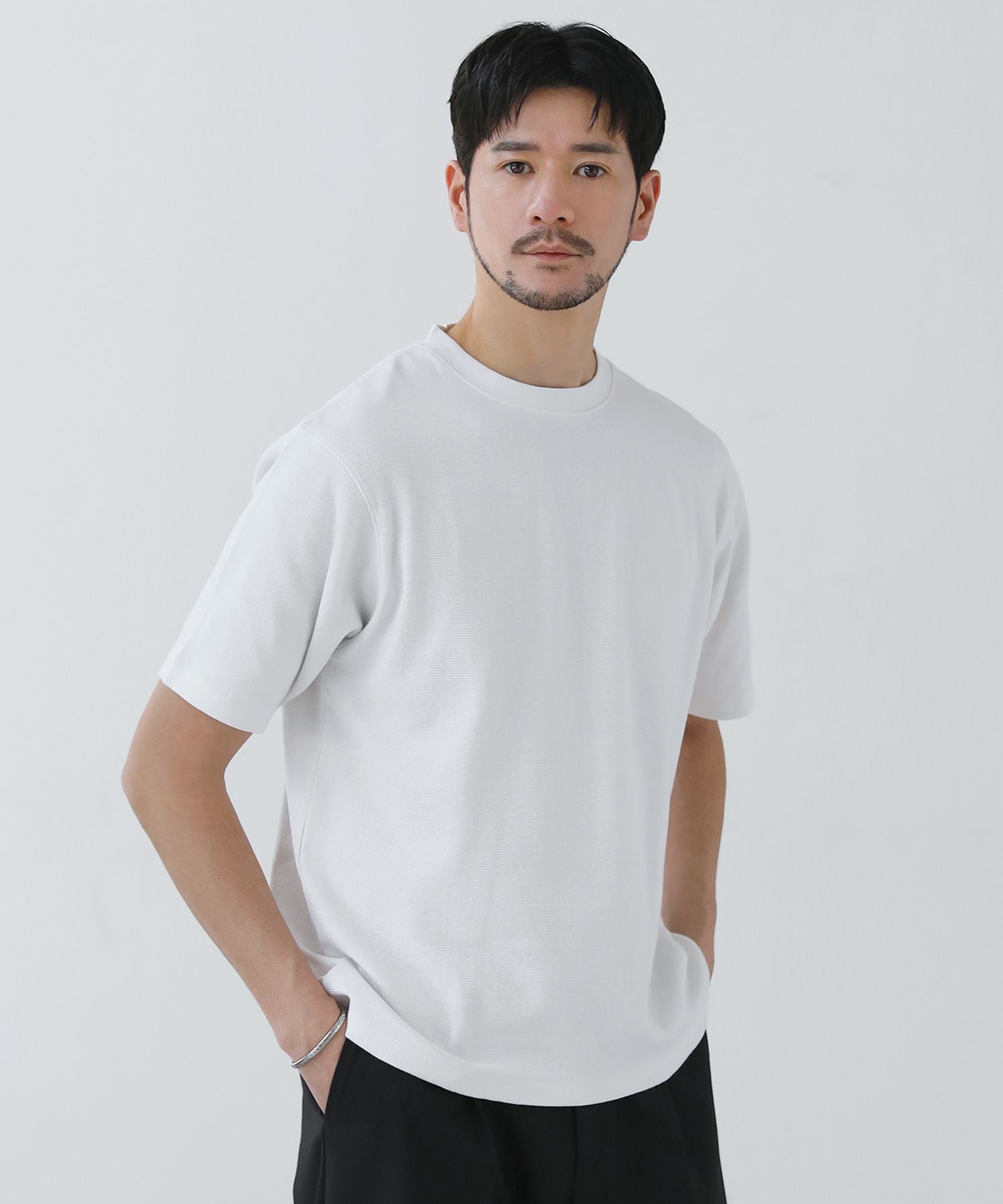 エスカーダ 半袖カットソー サイズS美品  - 楽天市場】エスカーダ ESCADA（Tシャツ・カットソー｜トップス