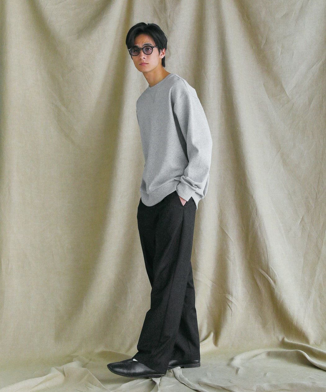 日本製和歌山ミラノリブ10オンスクルーネックスウェットライクバルーン