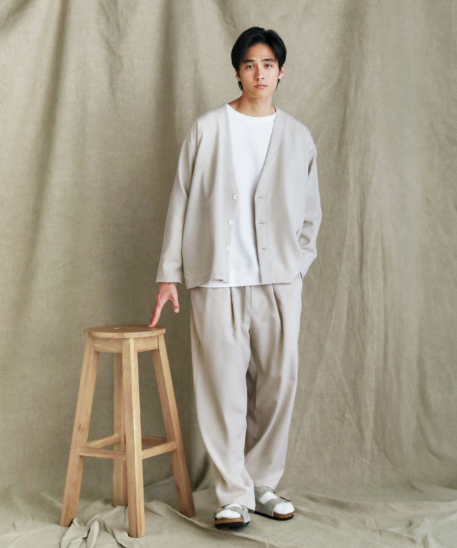 000000012420-04.jpg?size=xl&w=