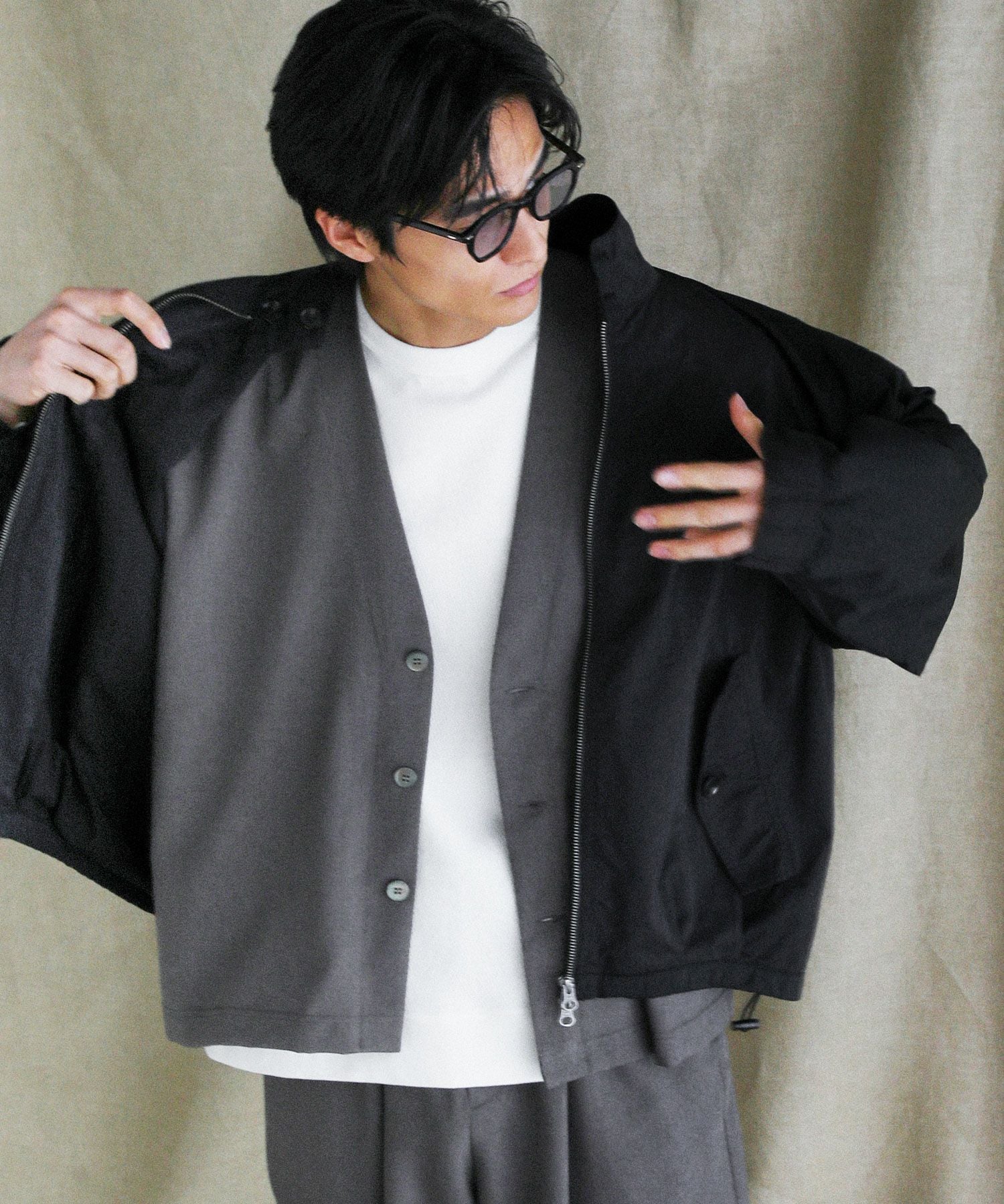 日本製Naturemier TECHリネンライクトロピカルノーカラー長袖
