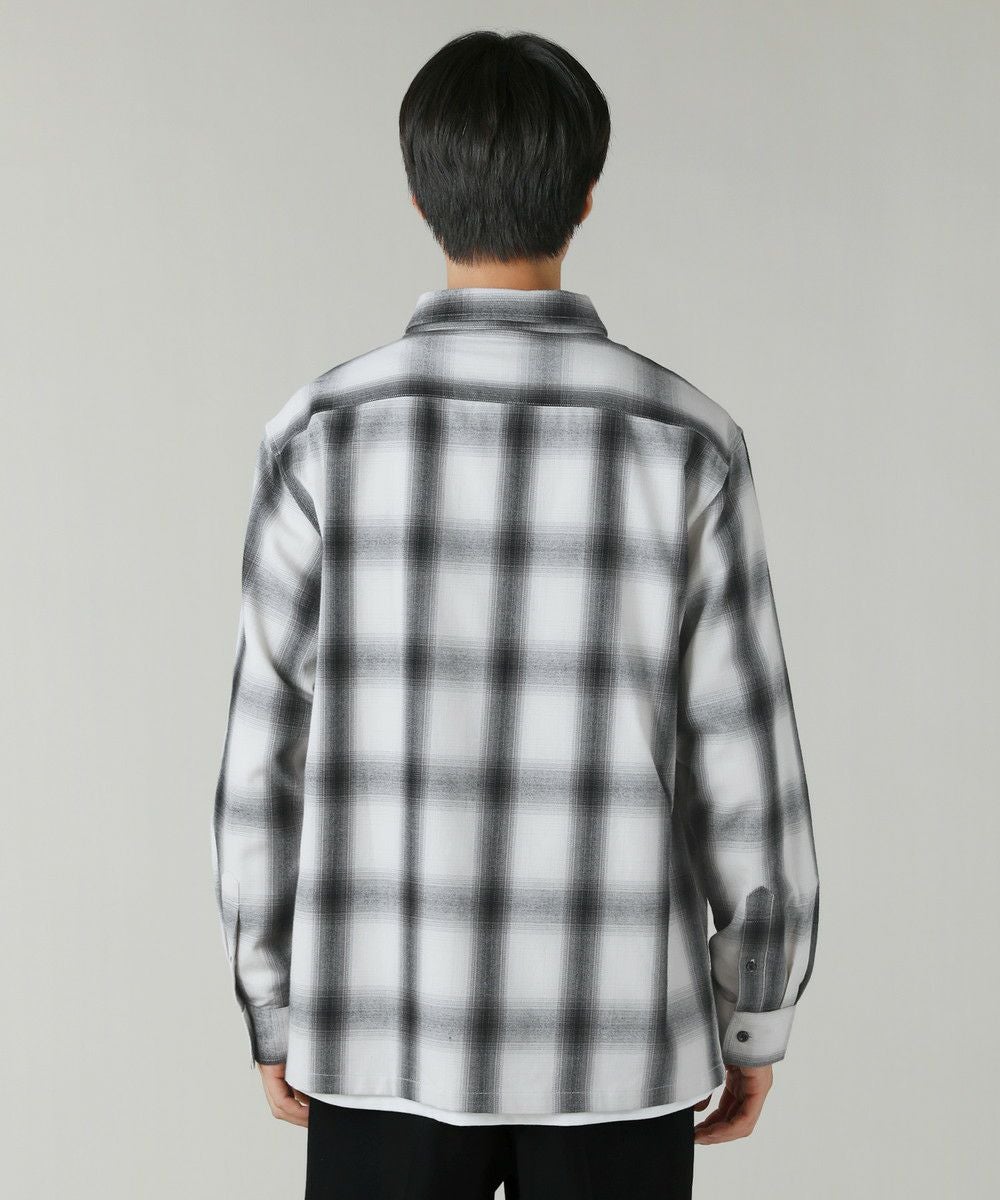 リラクシングシルエットオンブレチェックレギュラーカラー長袖