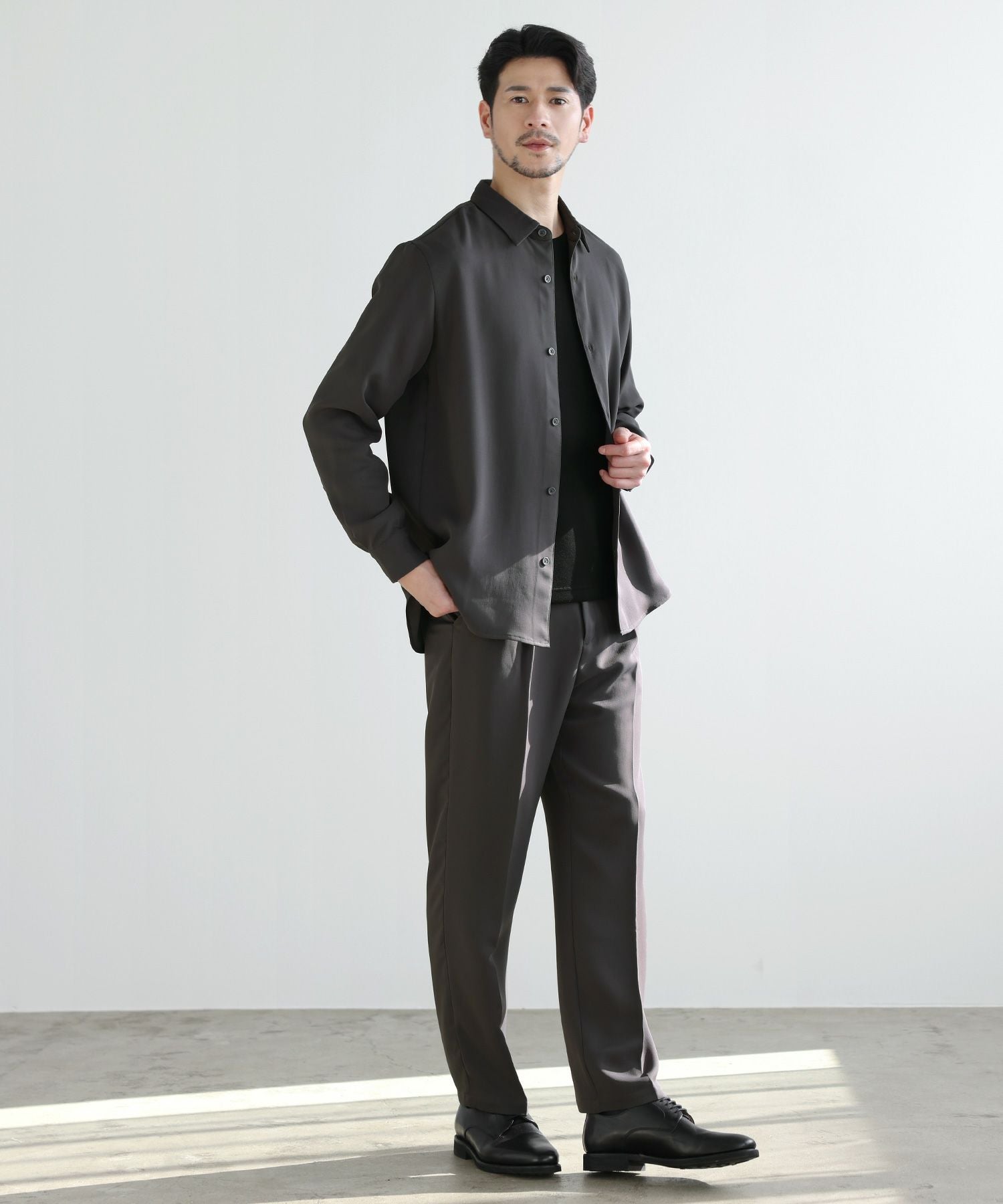 日本製播州織オックスフォードシャンブレーバンドカラー長袖ボクシーA