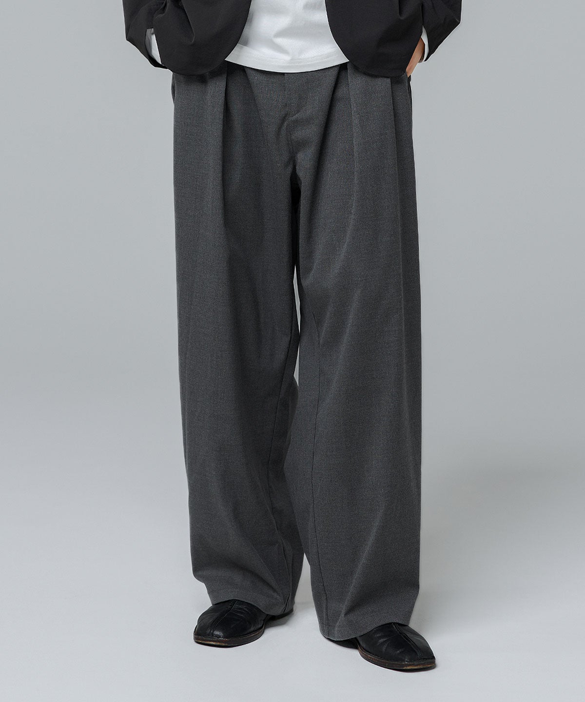 semi wide tuck slacks | 【公式】SPU スプ公式通販｜メンズセレクト