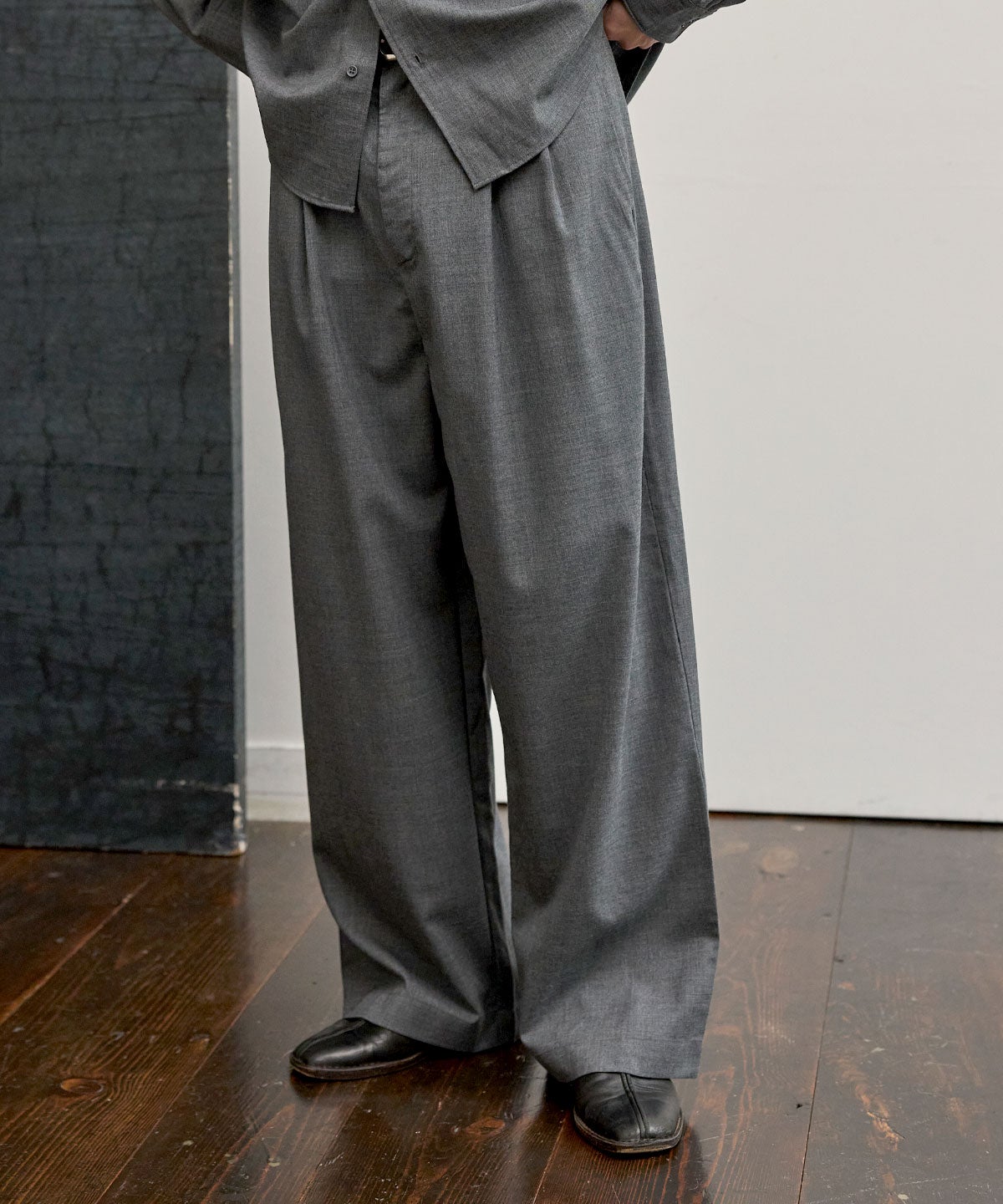 パンツ CTHY TROUSERS by BISHU WOOL Bishu Wool Twotuck Trousers | 【公式】SPU スプ公式通販｜メンズ